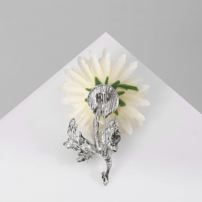 Брошь «Цветок» хризантема, цвет бело-зелёный в серебре Брошь «Цветок» хризантема, цвет бело-зелёный в серебре