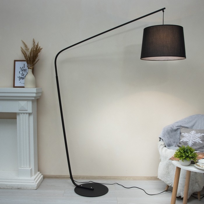 Торшер 19049/1 E27 40Вт черный 130х35х195 см