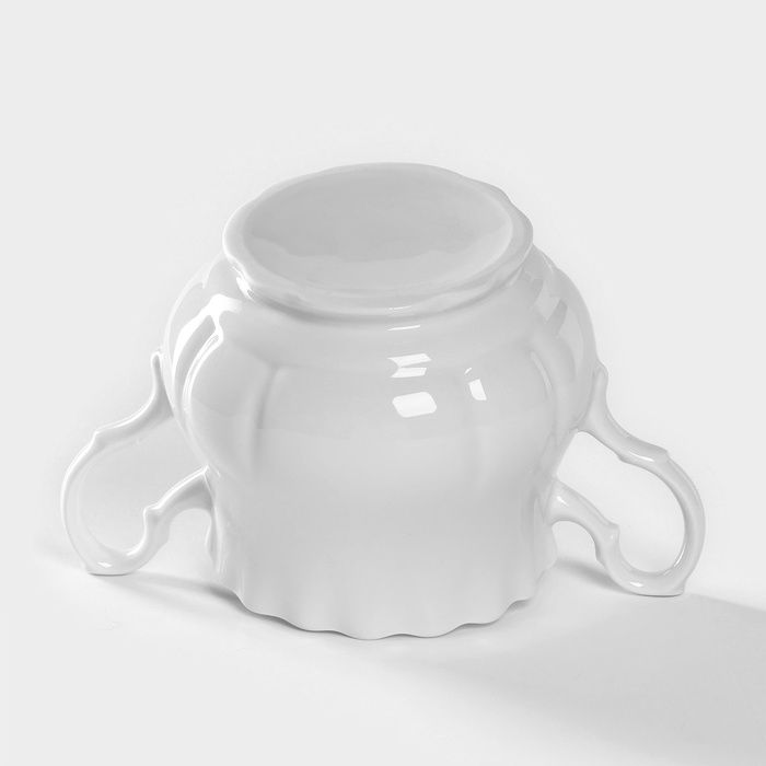 Сахарница фарфоровая «Романс», 550 мл, с крышкой, цвет белый Сахарница фарфоровая «Романс», 550 мл, с крышкой, цвет белый