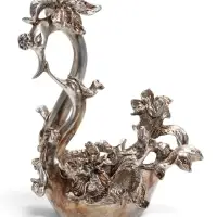 Подставка для бутылки &laquo;Лебеди в лилиях&raquo;, 25&times;17&times;32 см