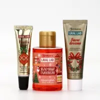 Новогодний подарочный набор косметики: гель для душа, крем для рук, бальзам для губ, маска для сна, URAL LAB Новогодний подарочный набор косметики: гель для душа, крем для рук, бальзам для губ, маска для сна, URAL LAB