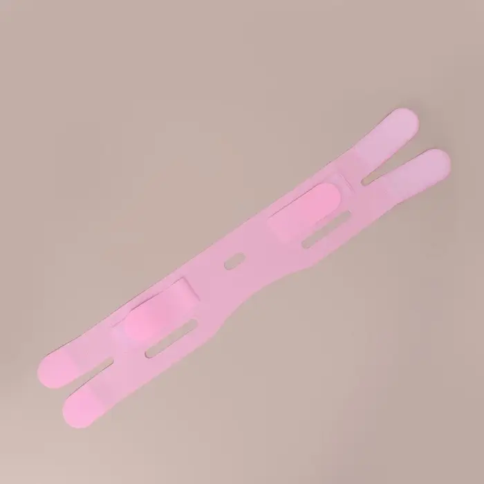 Маска для коррекции овала лица, на липучке, 60.5&times;10 см, в коробке, розовая