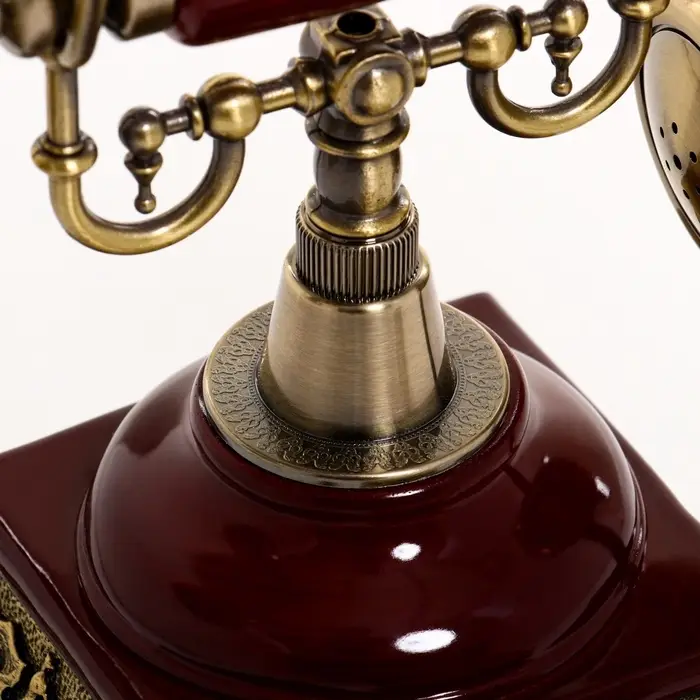 Ретро-телефон &laquo;Алецио&raquo;, громкая связь, 24&times;19 см