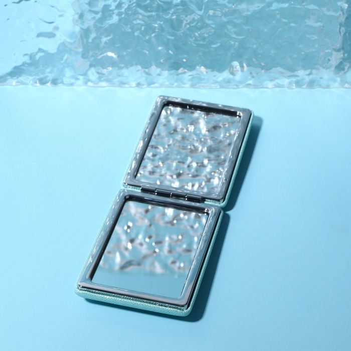 Зеркало складное «Блеск», 6,3 × 8,7 × 1,8 см, цвет голубой Зеркало складное «Блеск», 6,3 × 8,7 × 1,8 см, цвет голубой