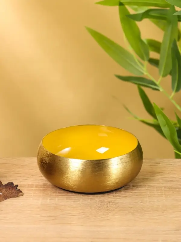 Подсвечник с золотым покрытием, 11×11×4 см