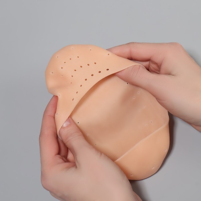 Носочки для педикюра, силиконовые, с перфорацией, 18 × 8 см, цвет бежевый Носочки для педикюра, силиконовые, с перфорацией, 18 × 8 см, цвет бежевый