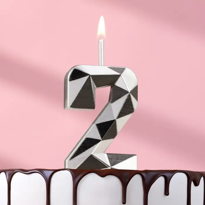 Свеча для торта «Алмаз», цифра 2, серебристый металлик Свеча для торта «Алмаз», цифра 2, серебристый металлик