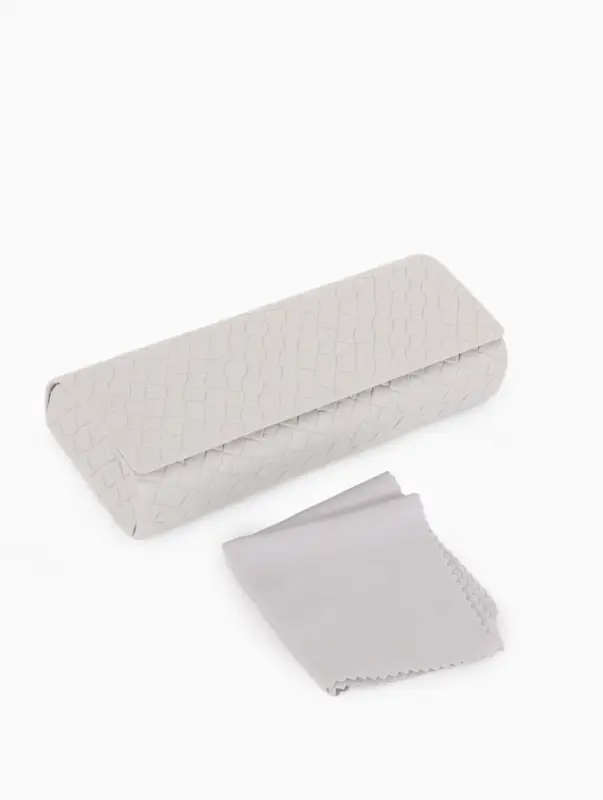 Футляр для очков Июнь2502 15,5*6*3 см, магнит, серый Футляр для очков Июнь2502 15,5*6*3 см, магнит, серый