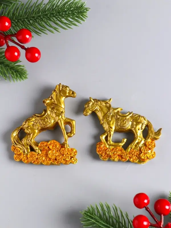 Магнит полистоун   Магнит полистоун  "Бронзовый конь на китайских монетах" МИКС 6х7,5 см