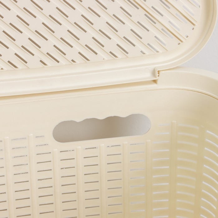 Корзина для белья угловая с крышкой «Ротанг», 60 л, 40×40×58 см, цвет слоновая кость Корзина для белья угловая с крышкой «Ротанг», 60 л, 40×40×58 см, цвет слоновая кость