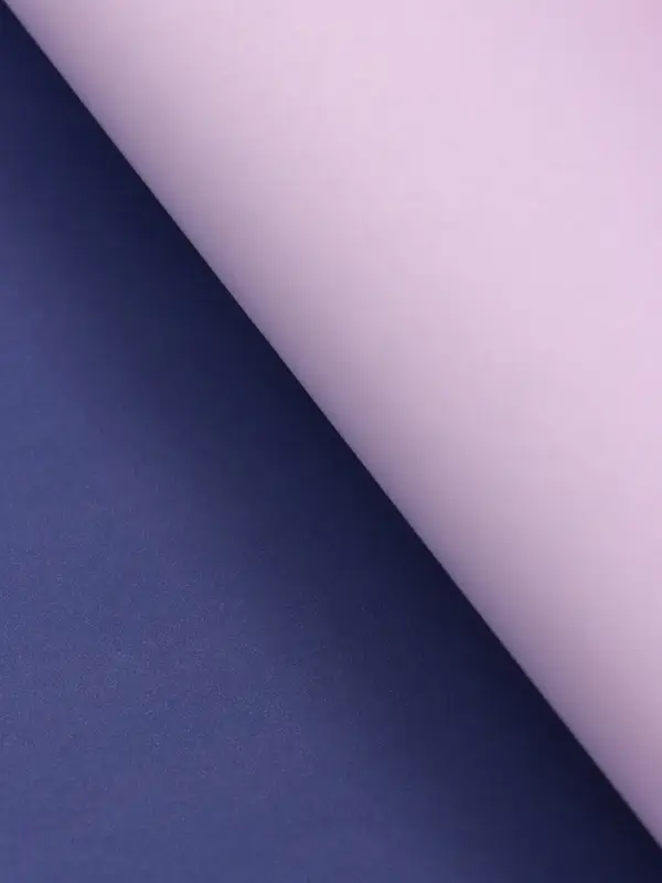 Бумага упаковочная крафт, двусторонняя, синий-св.сиреневый 0,68 х 10 м