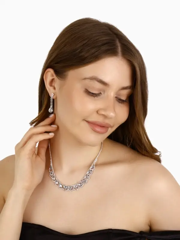 Набор 2 предмета: серьги, колье &laquo;Листопад&raquo;, капли, белый в серебре, 45 см