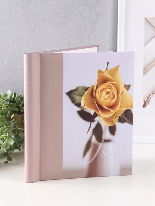Фотоальбом 10 магнитных листов Фотоальбом 10 магнитных листов "Ванильная роза" 23X28см, пер-т внутр.спираль