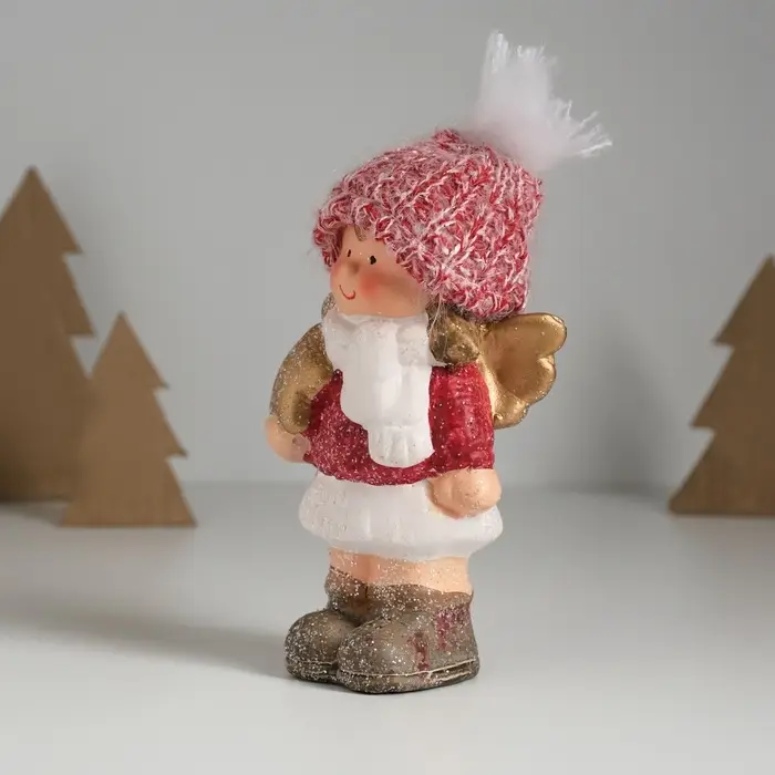 Фигурка керамика &laquo;Девочка-ангел в красном наряде, со звёздочкой&raquo;, 7.5&times;5.5&times;17.5 см