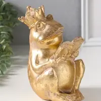 Сувенир полистоун "Лягушка в короне, читает книгу" золото 12х9,3х17 см