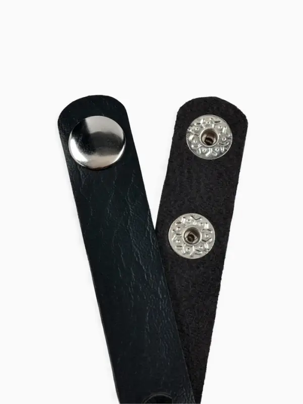 Браслет кожаный со вставкой &laquo;Пластина&raquo;, L=23 см, заклёпки, серебристый, чёрный