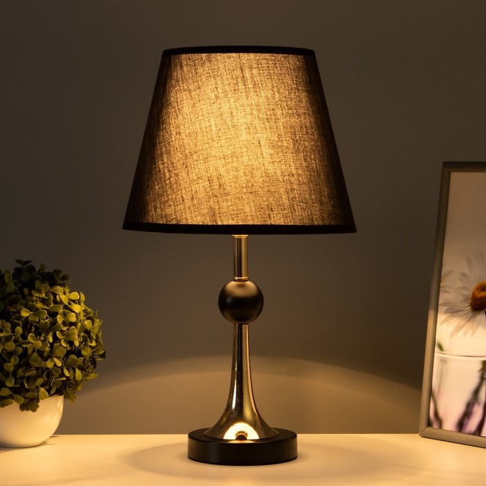 Настольная лампа Настольная лампа "Глафира" Е27 40Вт черно-золотой 25х25х43 см