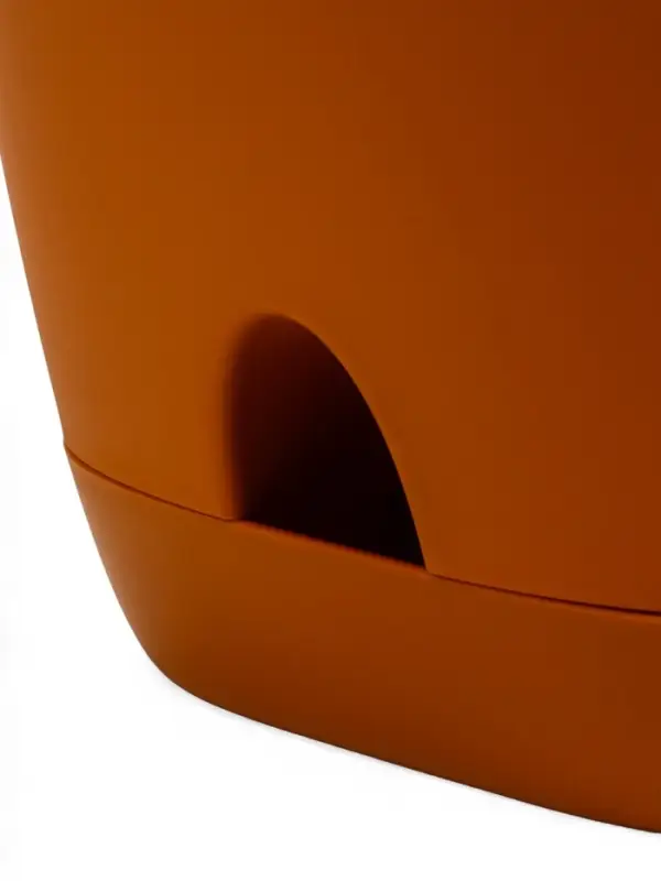 Кашпо с прикорневым поливом 8 л D-24см, H-25см карамель  Кашпо с прикорневым поливом 8 л D-24см, H-25см карамель "Гранд"