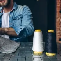 Нитки 40/2, 2700 м, белые