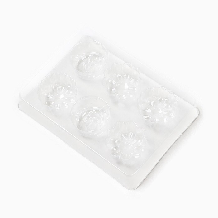 Аромасаше своими руками. Набор для создания ароматической фигурки из соевого воска «Цветы с сухоцветами» Аромасаше своими руками. Набор для создания ароматической фигурки из соевого воска «Цветы с сухоцветами»