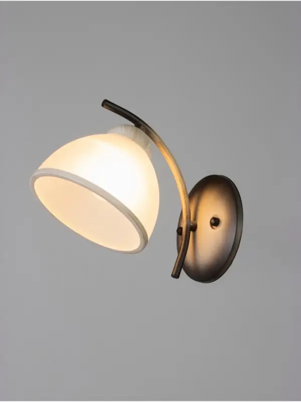 Бра настенное BayerLux &laquo;Джина&raquo;, 1хЕ27, 40 Вт, черно-бежевый, 22&times;15&times;16 см