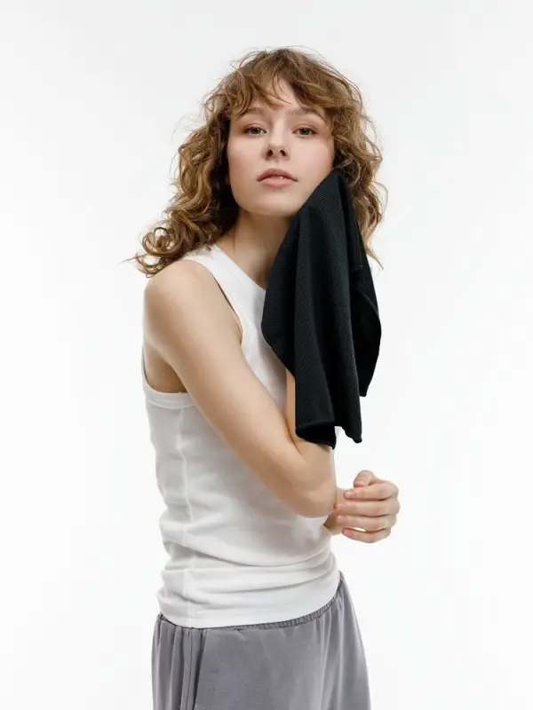 Охлаждающее полотенце Baffin, черное Охлаждающее полотенце Baffin, черное