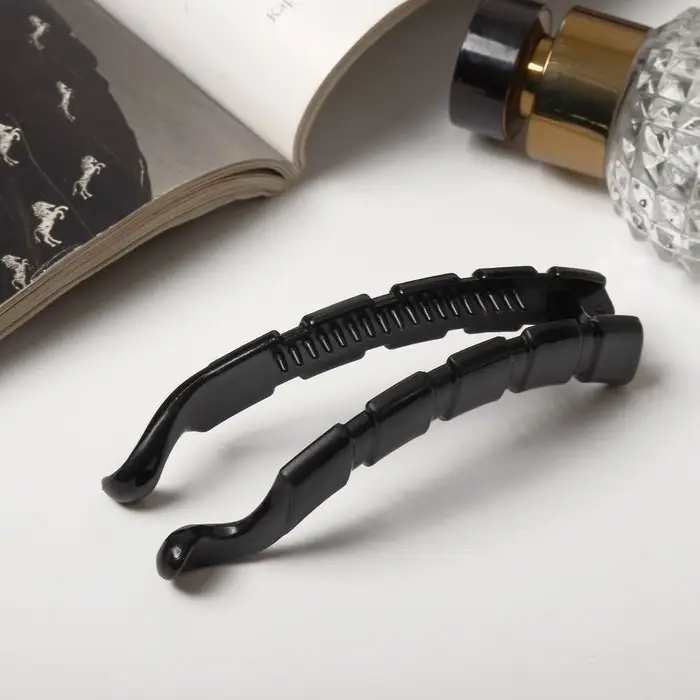 Банан для волос «Классика», пряжки, 10 см, чёрный Банан для волос «Классика», пряжки, 10 см, чёрный