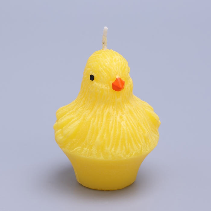 Декоративная свеча "Цыплёнок в яйце"