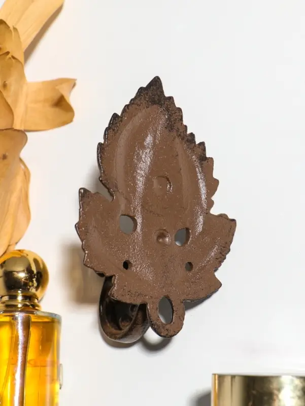 Крючок настенный &laquo;Виноградный лист&raquo;, ключница декоративная, чугун, 9&times;12.5&times;7.5 см