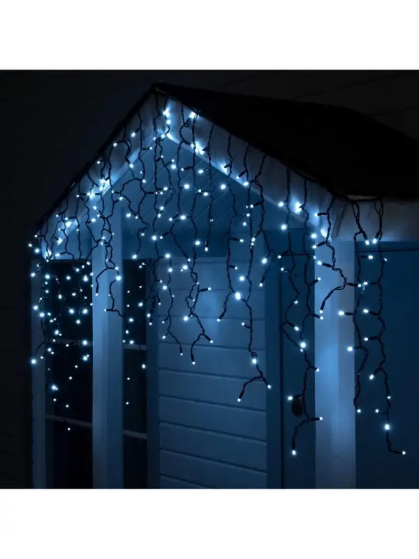 Гирлянда &laquo;Бахрома&raquo; 3&times;0.9 м, IP65, УМС, тёмная нить каучук, 144 LED, свечение белое, 220 В