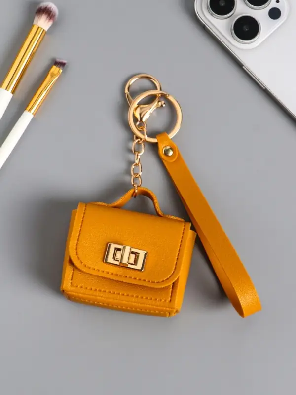 Брелок кожзам с карабином, с ремешком Брелок кожзам с карабином, с ремешком "Сумочка" жёлтый 6,2х2,5х7 см