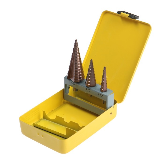 Набор сверл ступенчатых ТУНДРА, HSS-Co, трехгранный хвостовик, 4-12, 4-20, 4-32 мм, 3 шт. Набор сверл ступенчатых ТУНДРА, HSS-Co, трехгранный хвостовик, 4-12, 4-20, 4-32 мм, 3 шт.