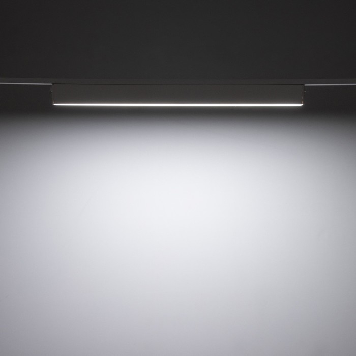 Светильник трековый ULTRA Светильник трековый ULTRA "Линия" LED 10Вт 3000K-5700К CRI90 белый 31,5х2,6х2,4см