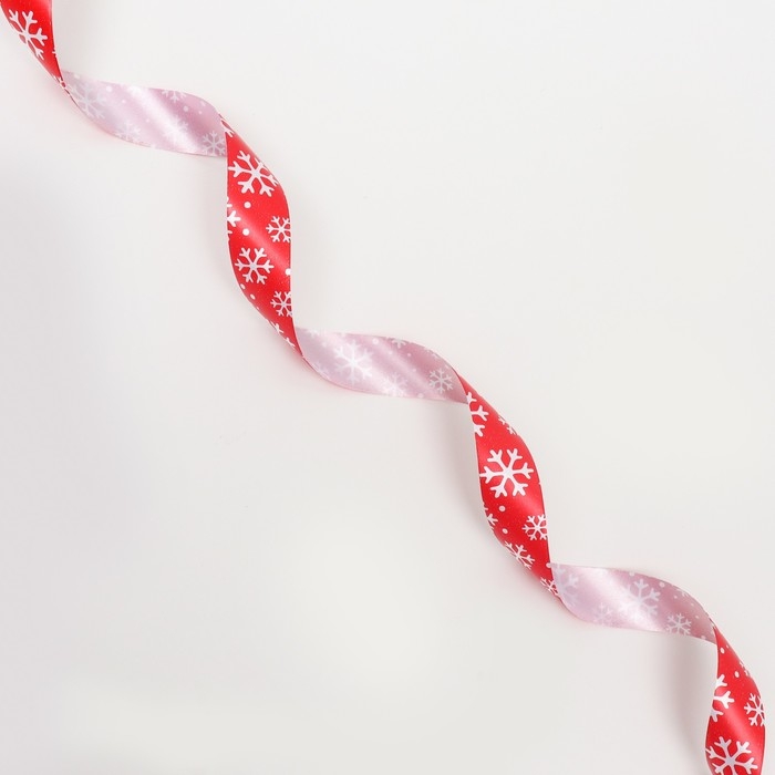 Новый год. Лента для декора и подарков, снежинки, 2 см х 45 м Новый год. Лента для декора и подарков, снежинки, 2 см х 45 м