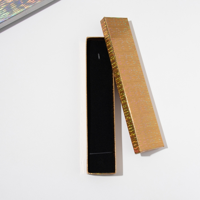 Коробочка подарочная под браслет/цепочку/часы «Голография», 21×4 (размер полезной части 20,5×3,7см), цвет МИКС Коробочка подарочная под браслет/цепочку/часы «Голография», 21×4 (размер полезной части 20,5×3,7см), цвет МИКС