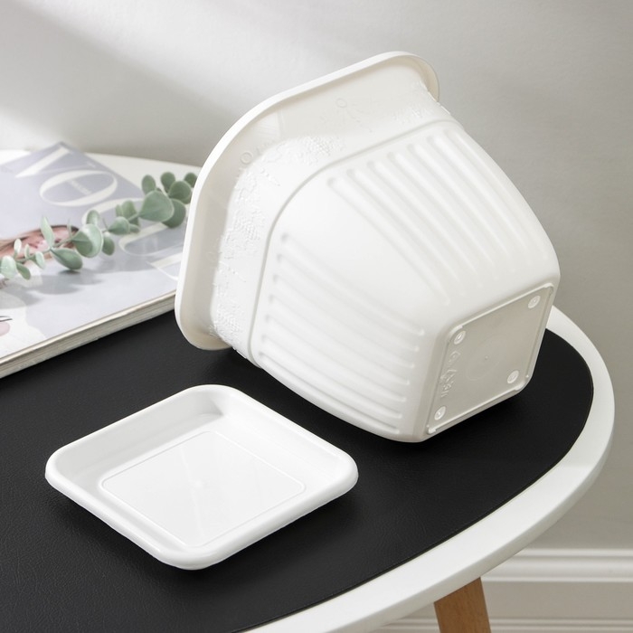 Горшок для цветов с поддоном «Лозанна», 3 л, пластиклвый, цвет белый