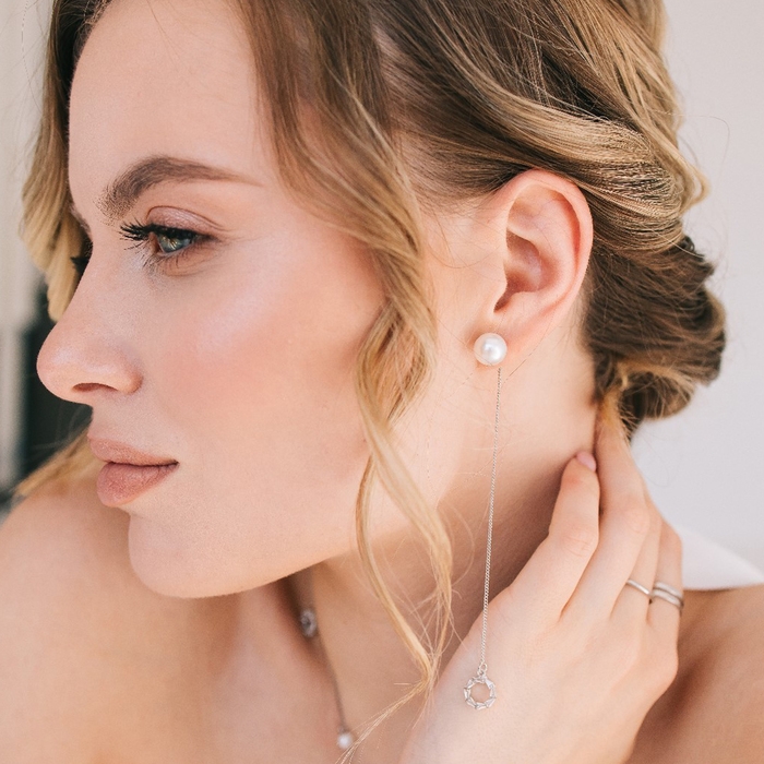 Серьги с жемчугом «Цепочки» кольцо и бусина, цвет белый в серебре, шар №10 Серьги с жемчугом «Цепочки» кольцо и бусина, цвет белый в серебре, шар №10