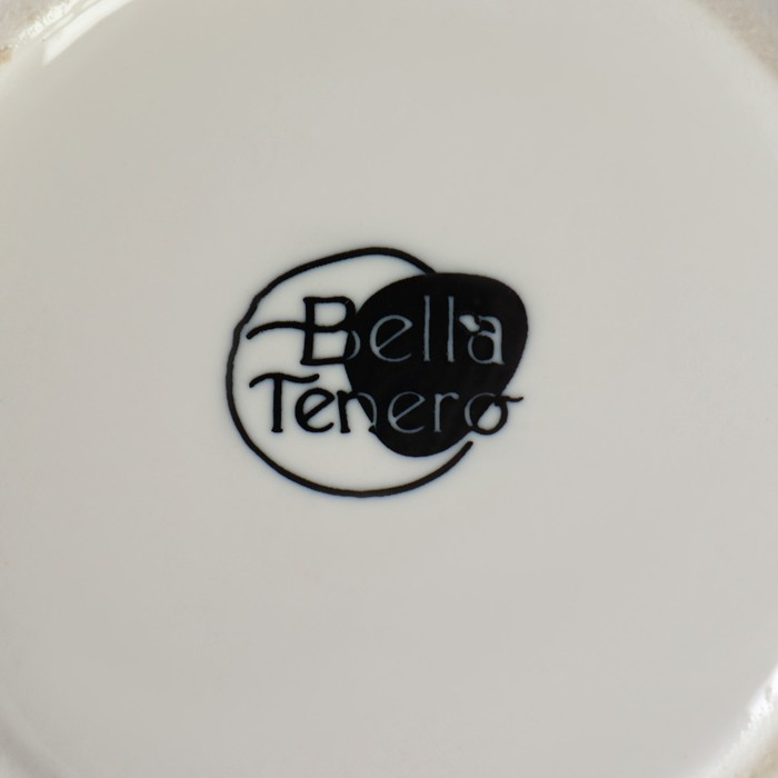 Чайник фарфоровый заварочный на подставке из бамбука BellaTenero «Тюльпан», 700 мл, цвет белый Чайник фарфоровый заварочный на подставке из бамбука BellaTenero «Тюльпан», 700 мл, цвет белый