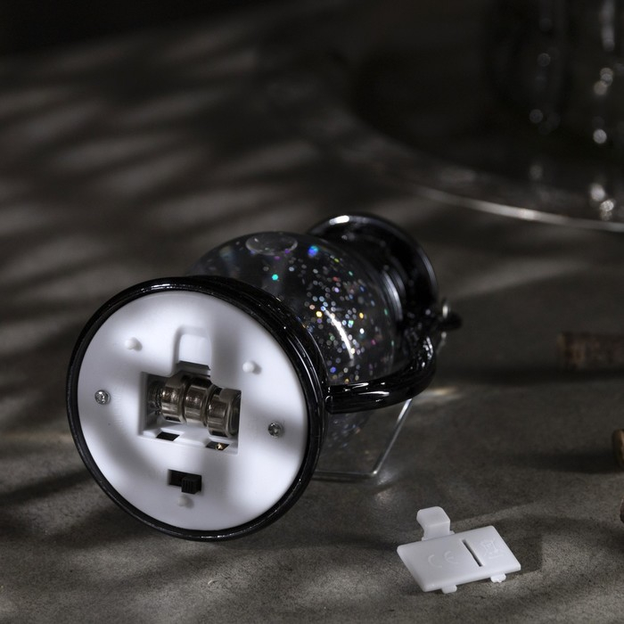 Светодиодная фигура «Чёрный фонарь» 8 × 12 × 6 см, пластик, батарейки AG13х3 (в комплекте), свечение тёплое белое Светодиодная фигура «Чёрный фонарь» 8 × 12 × 6 см, пластик, батарейки AG13х3 (в комплекте), свечение тёплое белое