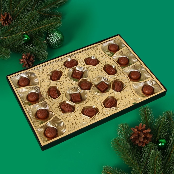 Новый год. Новогодний набор конфет Prestige Новый год. Новогодний набор конфет Prestige "Санта Клаус", 210 г