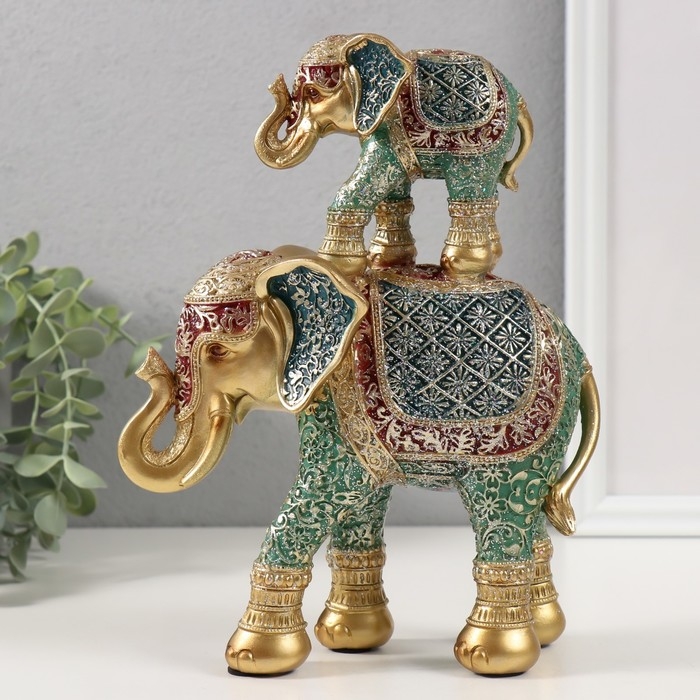 Сувенир полистоун Сувенир полистоун "Слон со слонёнком, ромашки на попоне" красно-голубой, блёстки 17х7х23 см 103258