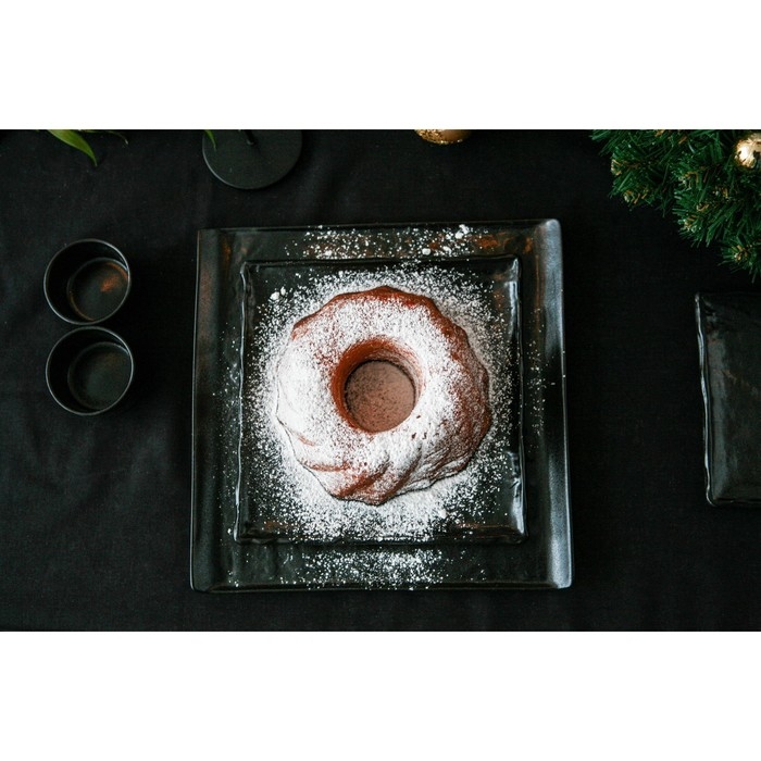 Соусник фарфоровый Magistro  Соусник фарфоровый Magistro "Pietra lunare", 6,8×3,7 см, цвет чёрный