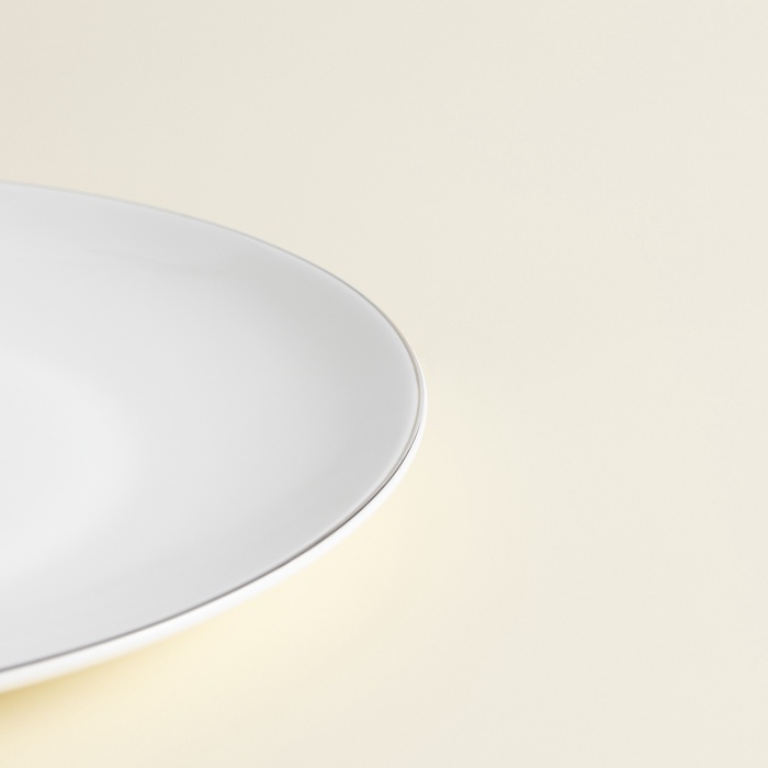 Тарелка для подачи SL Home «Каскарон», 25,4×18,5×2,5 см, овальная, костяной фарфор, белая