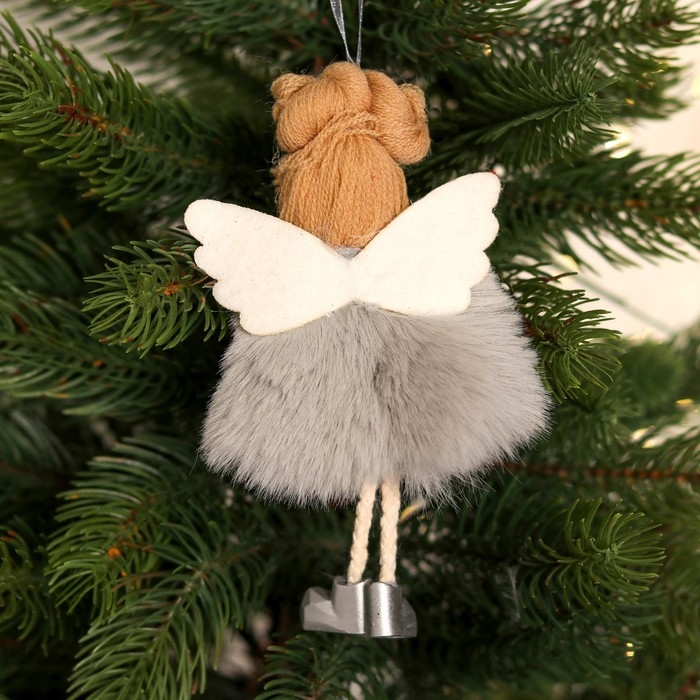 Кукла «Ангелина», на подвесе, цвет МИКС Кукла «Ангелина», на подвесе, цвет МИКС