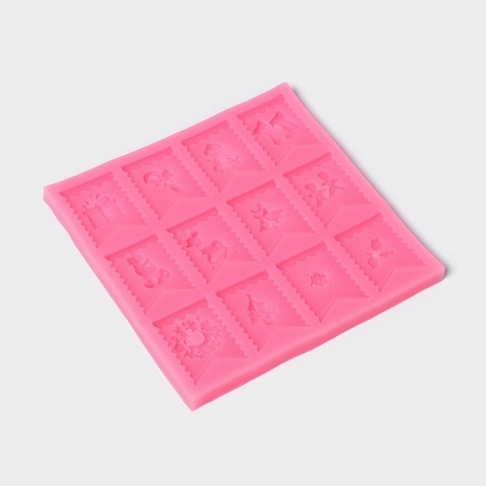 Молд новогодний «Новогодние флажки», силикон, 13,5×13,5×0,8 см, цвет розовый Молд новогодний «Новогодние флажки», силикон, 13,5×13,5×0,8 см, цвет розовый