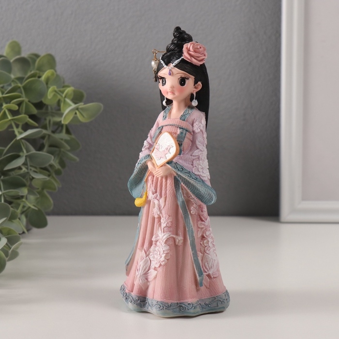 Сувенир полистоун  Сувенир полистоун "Девочка в кимоно с зеркалом" розово-сиреневый 6х7,5х18 см