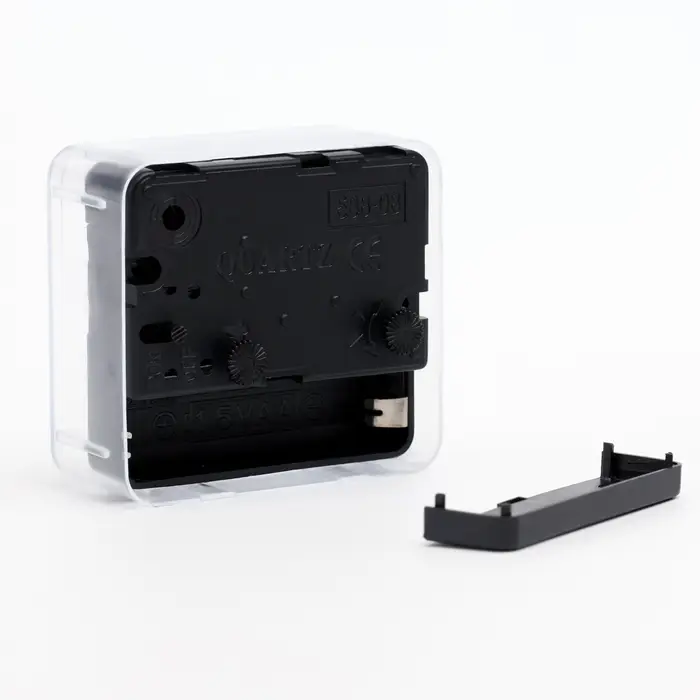 Часы - будильник настольные &laquo;Соломон&raquo;, дискретный ход, 6&times;6 см, от батареек АА