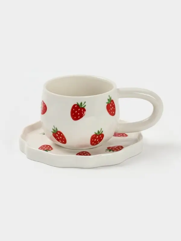 Чайная пара "Клубничка" блюдце 15х1,5 см, кружка 14,5х9х7 см