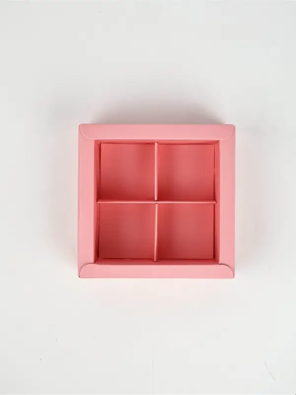 Коробка под 4 конфеты &laquo;Презент&raquo;, 10.5&times;10.5&times;3.5 см