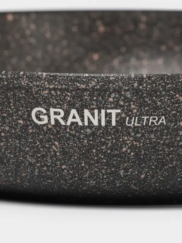 Сковорода KUKMARA Granit Ultra original, d=28 см, пластиковая ручка, антипригарное покрытие, литой алюминий, коричневая